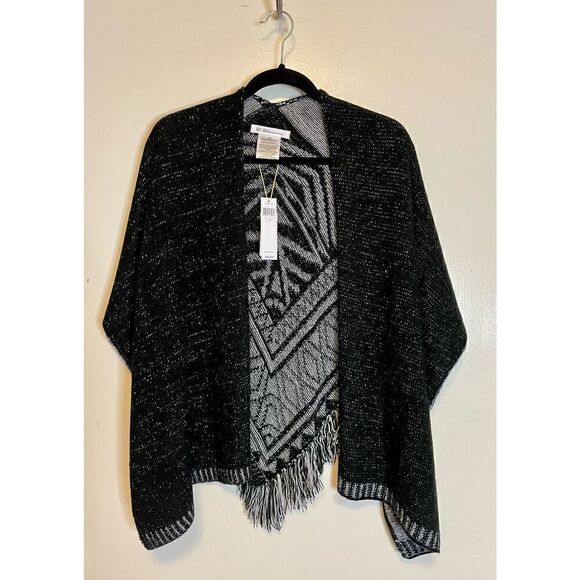 BCBGeneragtion poncho/shrug in black and grey NWT one size - Picture 1 of 11